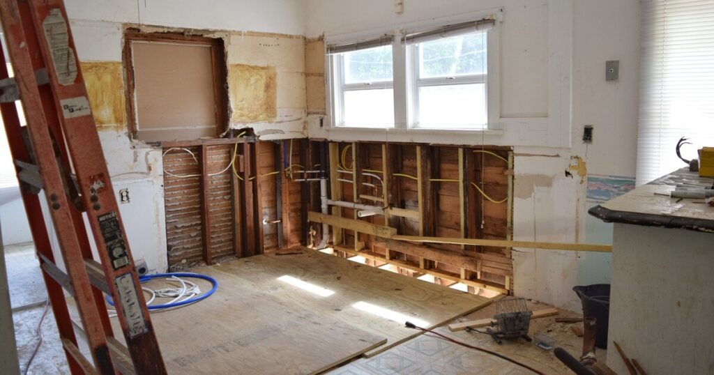 Reduce real estate investment risk by choosing homes that only need cosmetic renovations.